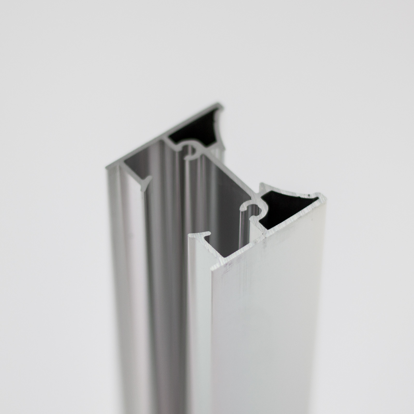 Drehlageraufnahmeprofil, gerade, senkrecht, 1970 mm,