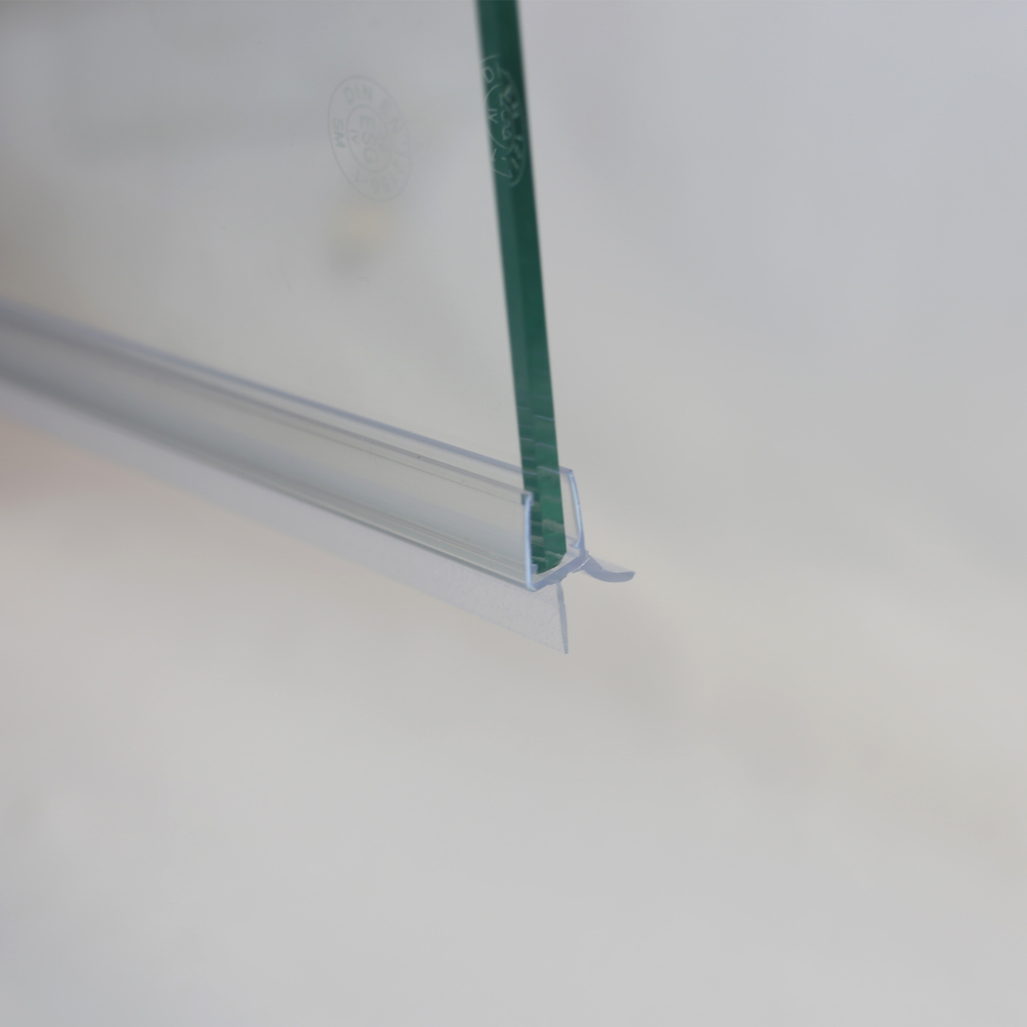 Wasserabweisdichtung, gerade, waagerecht, 1x 1000 mm für 8 mm Glas, am Glas